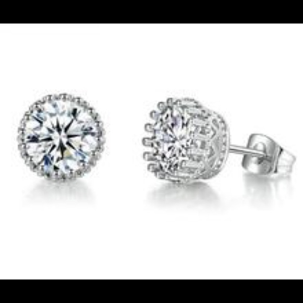 18k White Gold Plated Cubic Zirconia Stud Earrings